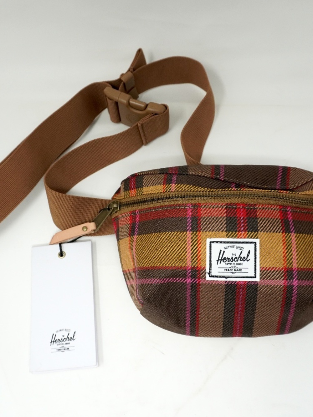 NEW Herschel Supply Co - Unisex Fourteen Hip Pack Belt Bag - Chestnut Plaid